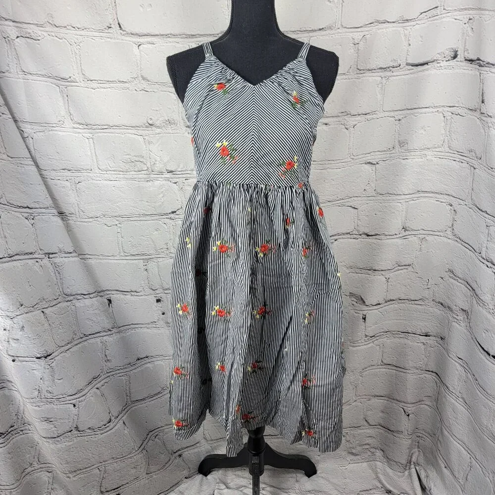 Pastourelle by Pippa and Julie Big Girls Embroidered Flower Stripe Summer Dress